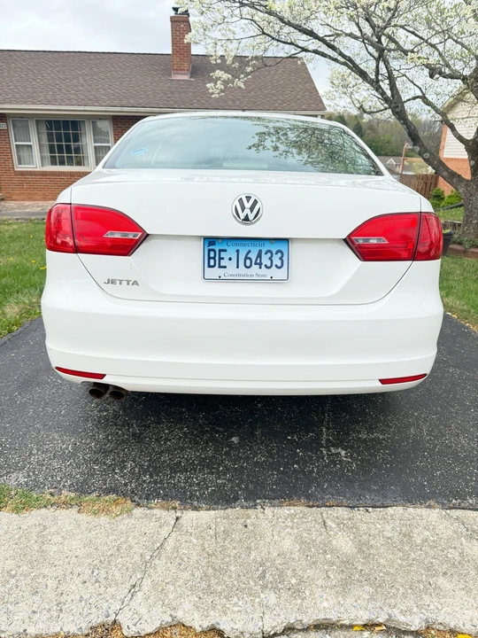 2012 Volkswagen A6 Jetta - Image 5 of 12