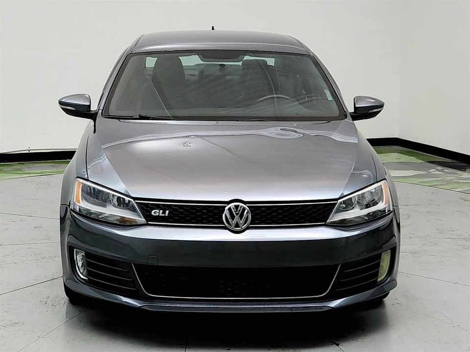 2012 Volkswagen A6 Jetta - Image 2 of 12
