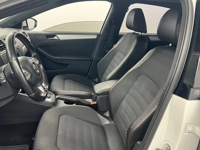 2012 Volkswagen A6 Jetta - Image 8 of 9