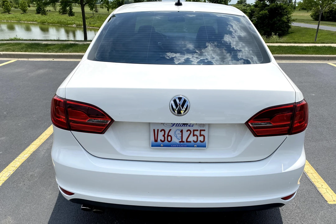 2012 Volkswagen A5 Jetta - Image 5 of 31