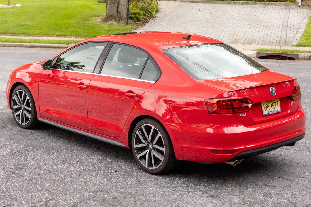 2012 Volkswagen A6 Jetta - Image 4 of 31