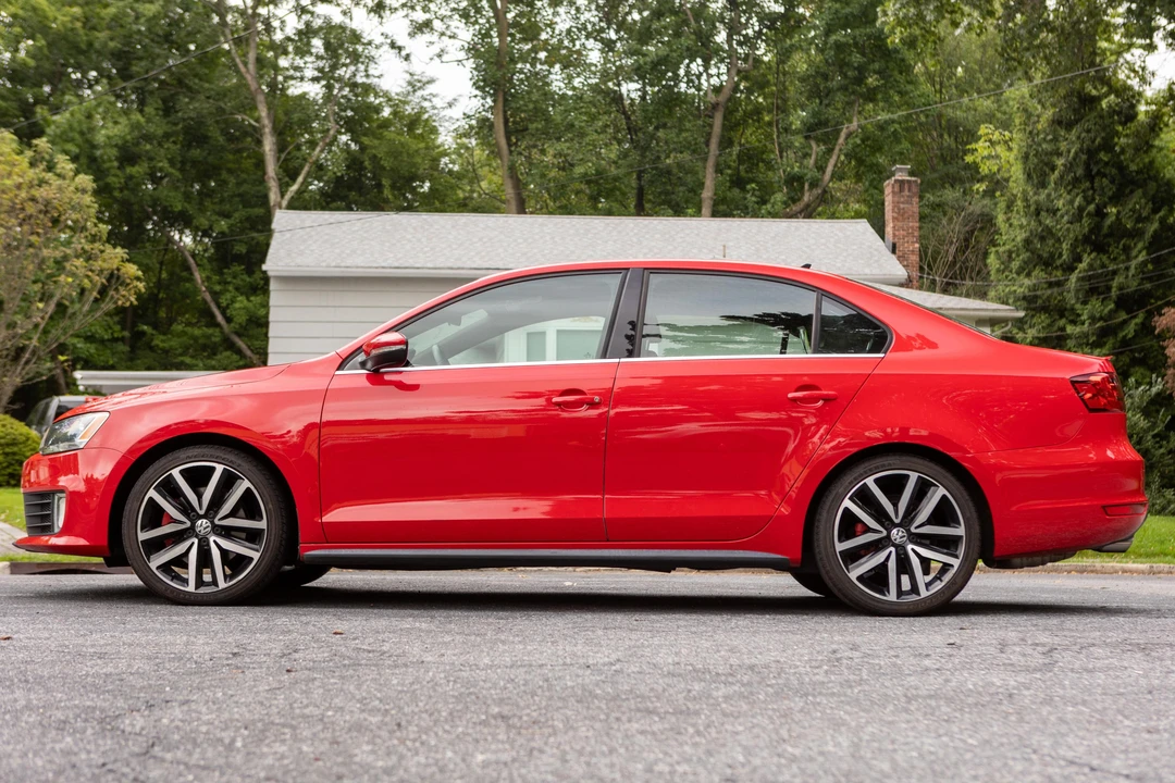 2012 Volkswagen A6 Jetta - Image 3 of 31