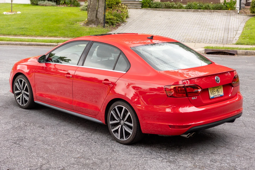 2012 Volkswagen A6 Jetta - Image 10 of 31
