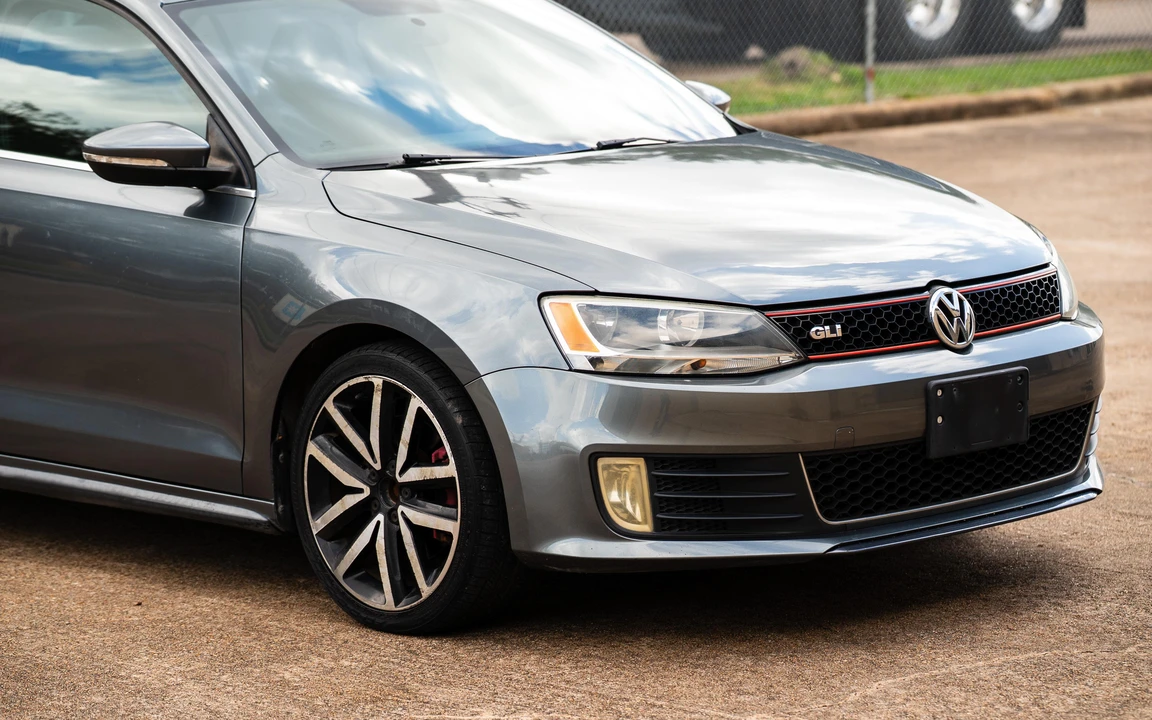 2012 Volkswagen A6 Jetta - Image 11 of 31