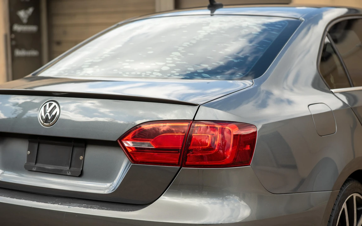 2012 Volkswagen A6 Jetta - Image 24 of 31