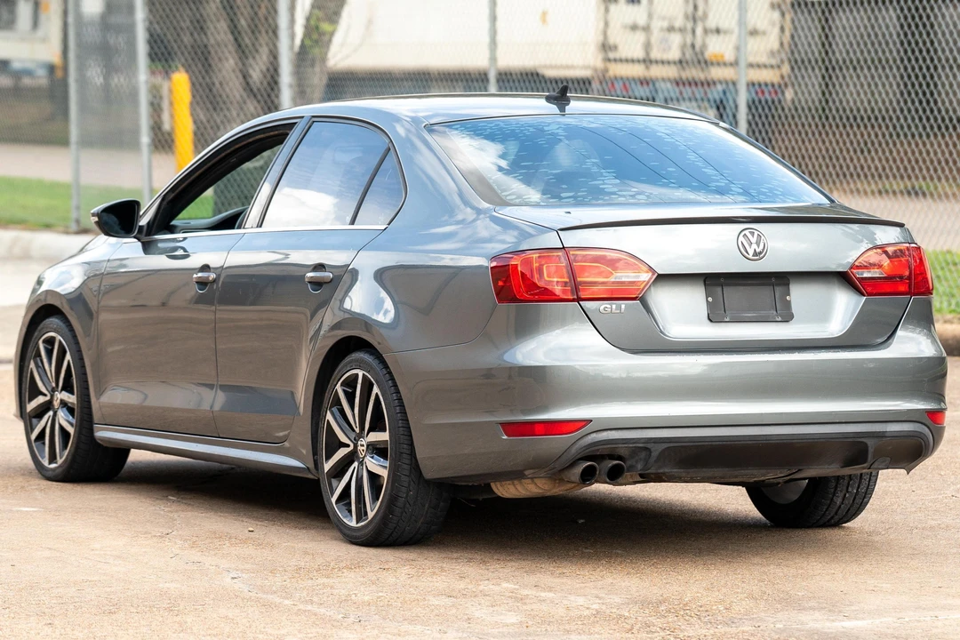 2012 Volkswagen A6 Jetta - Image 4 of 31