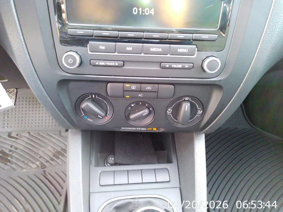 2012 Volkswagen A6 Jetta - Image 13 of 21