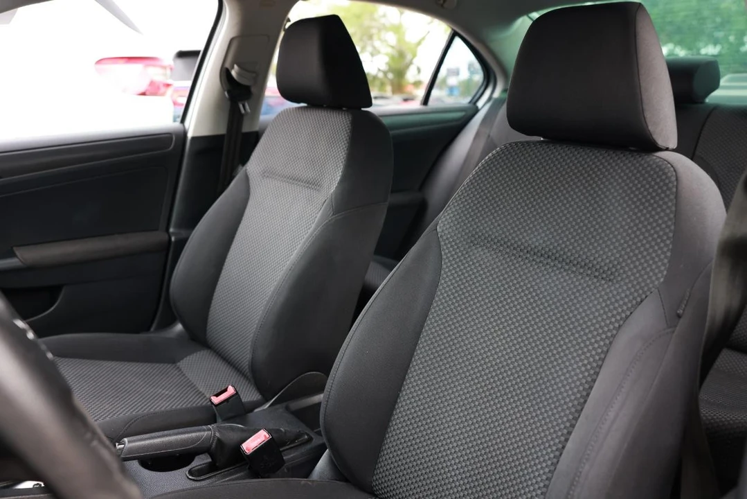 2012 Volkswagen A6 Jetta - Image 6 of 21