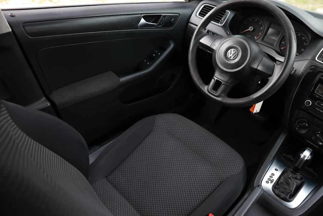 2012 Volkswagen A6 Jetta - Image 20 of 21