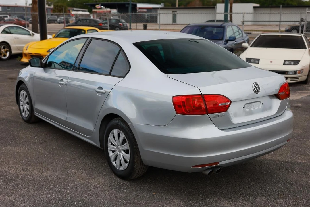 2012 Volkswagen A6 Jetta - Image 5 of 21