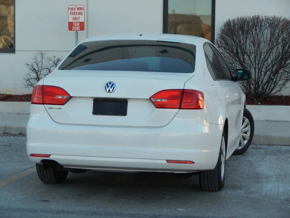 2012 Volkswagen A6 Jetta - Image 18 of 21
