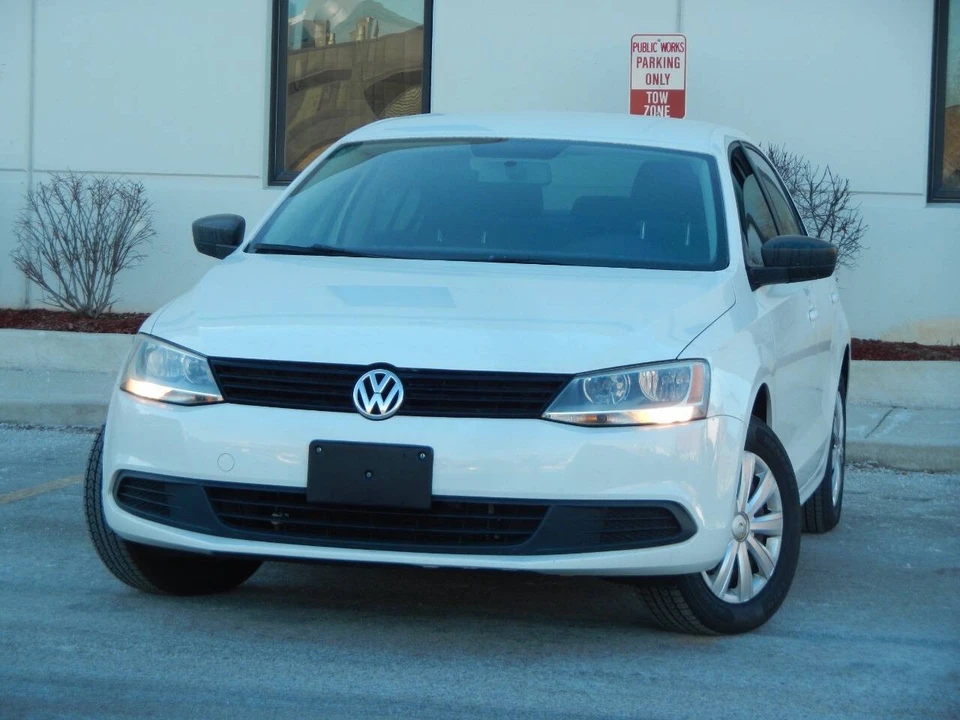 2012 Volkswagen A6 Jetta - Image 5 of 12