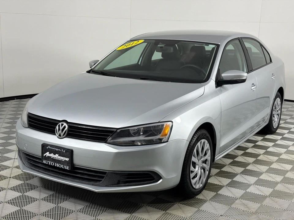 2012 Volkswagen A6 Jetta - Image 9 of 12