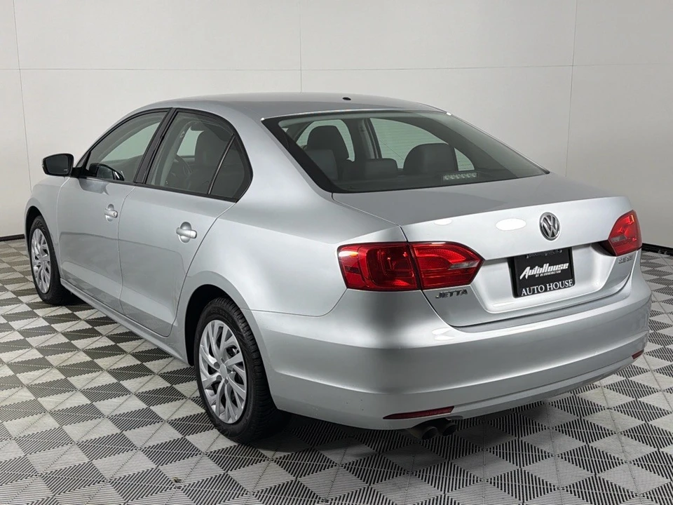 2012 Volkswagen A6 Jetta - Image 7 of 12