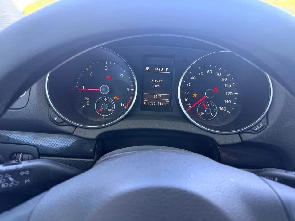 2012 Volkswagen Jetta - Image 8 of 9