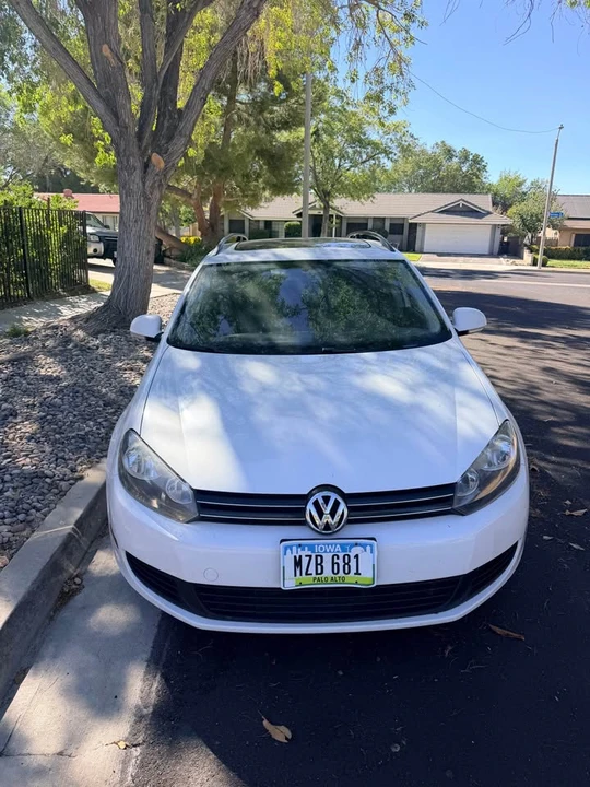 2012 Volkswagen Jetta - Image 2 of 9