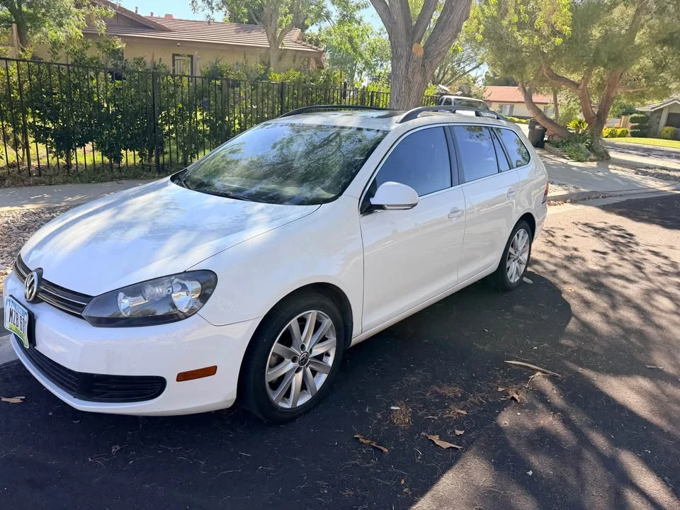 2012 Volkswagen Jetta - Image 3 of 9
