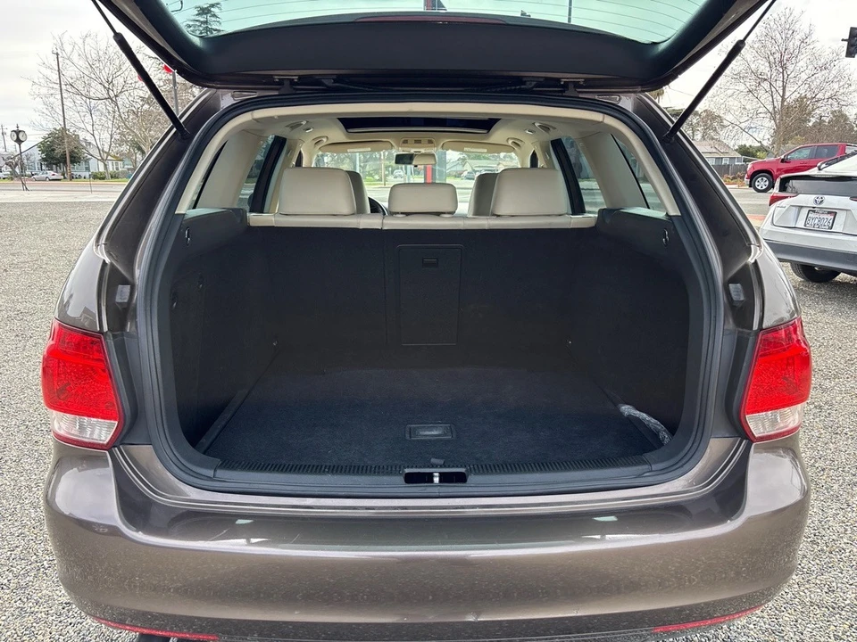 2012 Volkswagen A5 Jetta - Image 8 of 12