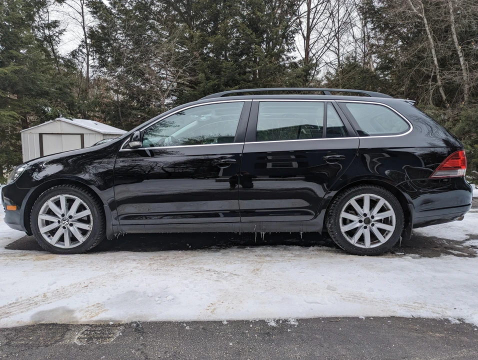 2012 Volkswagen A6 Jetta - Image 8 of 31