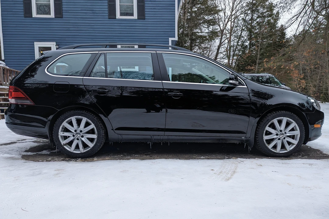 2012 Volkswagen A6 Jetta - Image 3 of 31