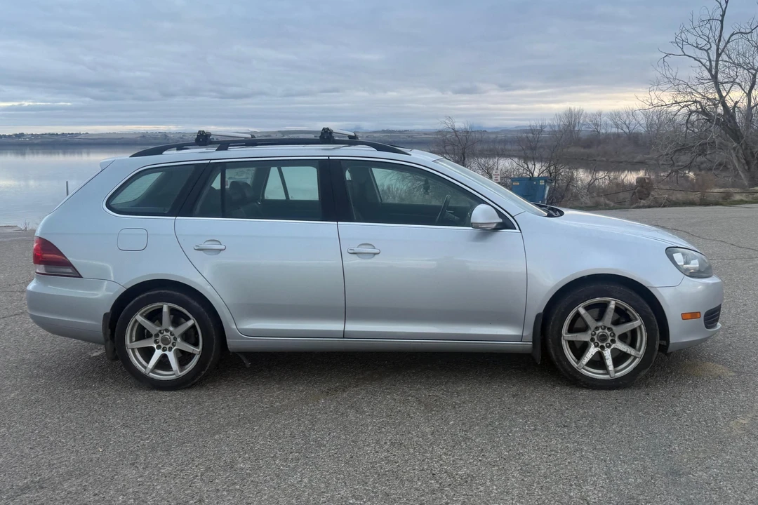 2012 Volkswagen A6 Jetta - Image 3 of 31