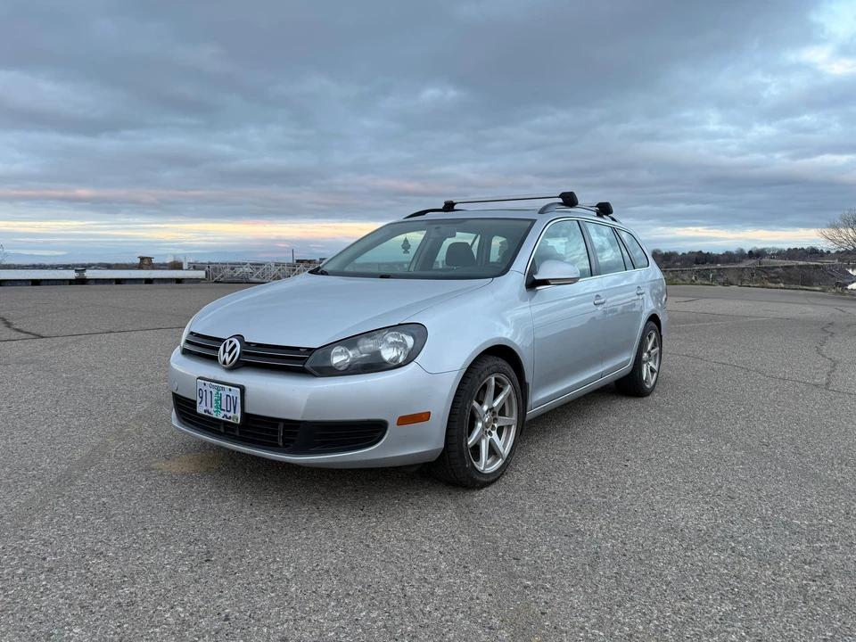 2012 Volkswagen A6 Jetta - Image 8 of 31