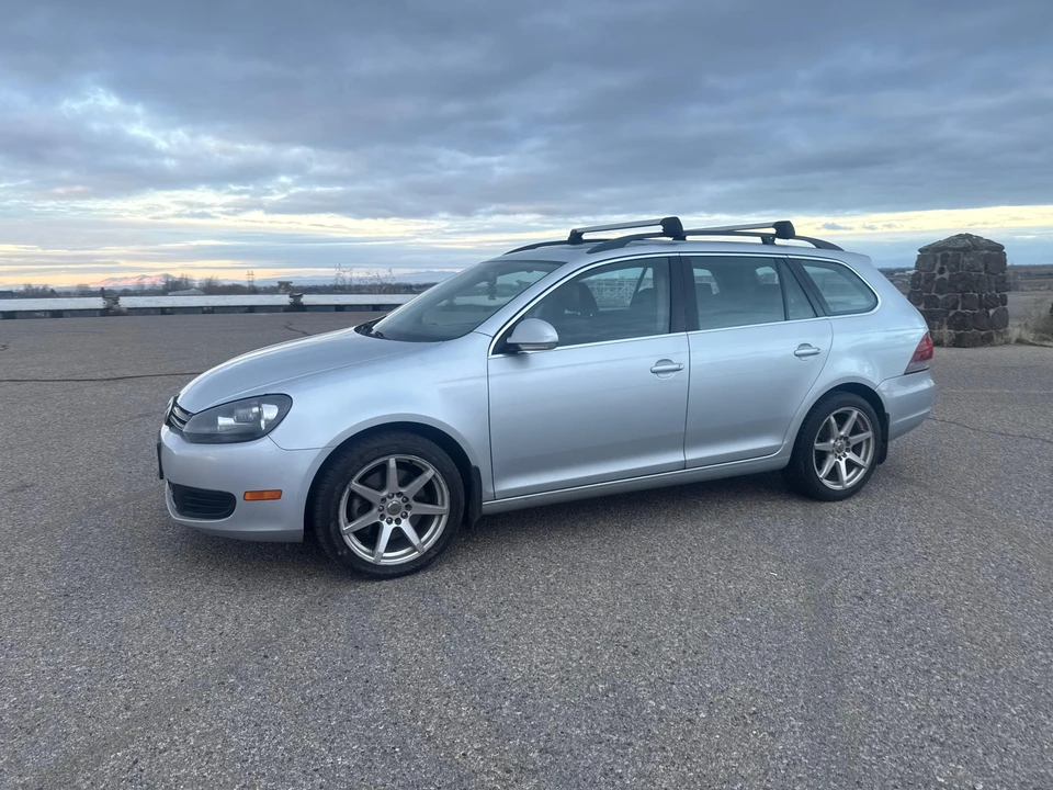 2012 Volkswagen A6 Jetta - Image 11 of 31
