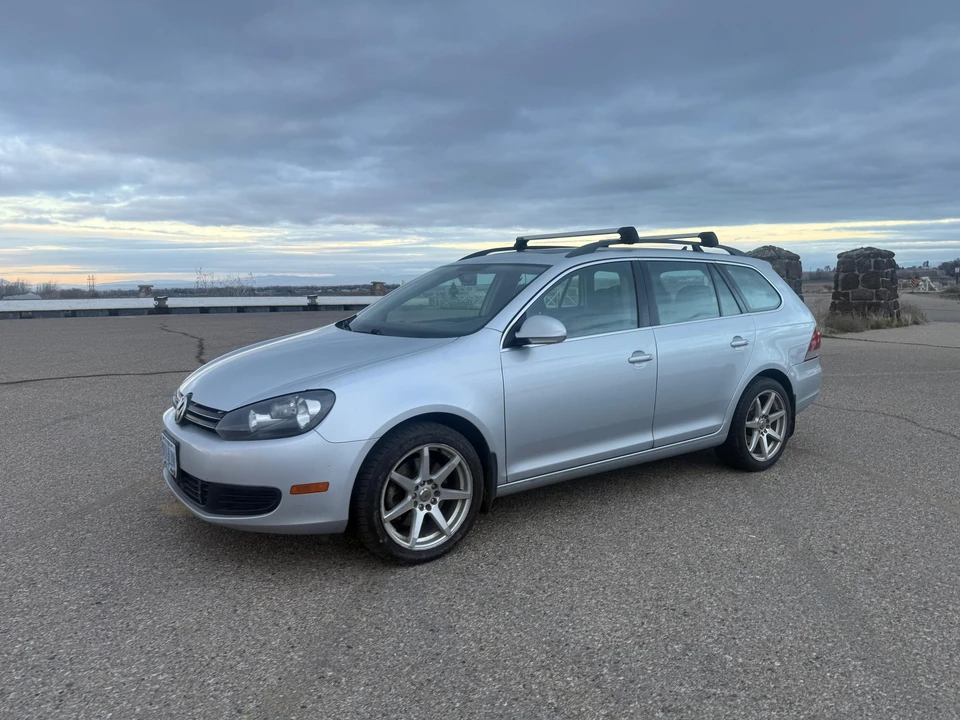 2012 Volkswagen A6 Jetta - Image 9 of 31