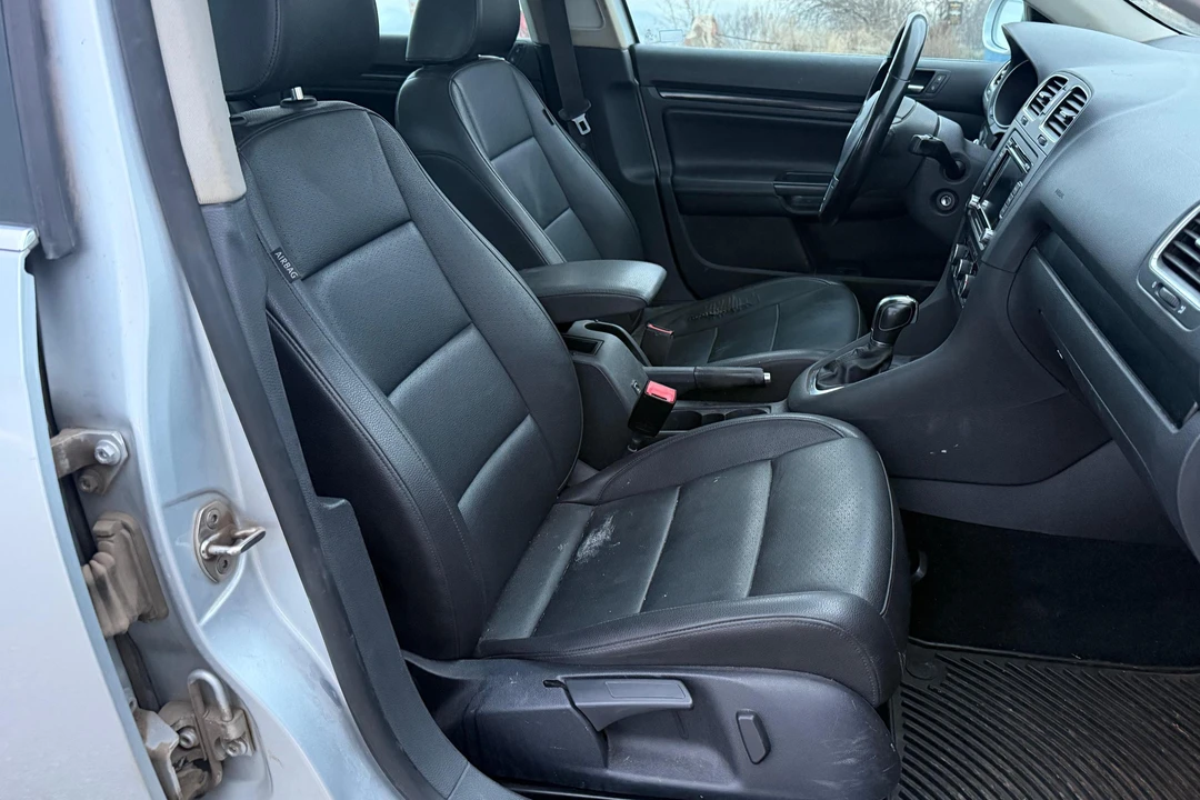 2012 Volkswagen A6 Jetta - Image 29 of 31