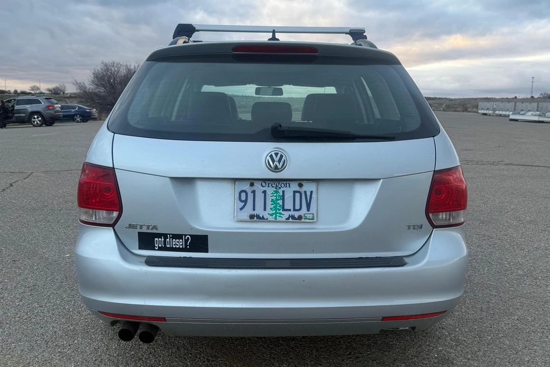 2012 Volkswagen A6 Jetta - Image 5 of 31