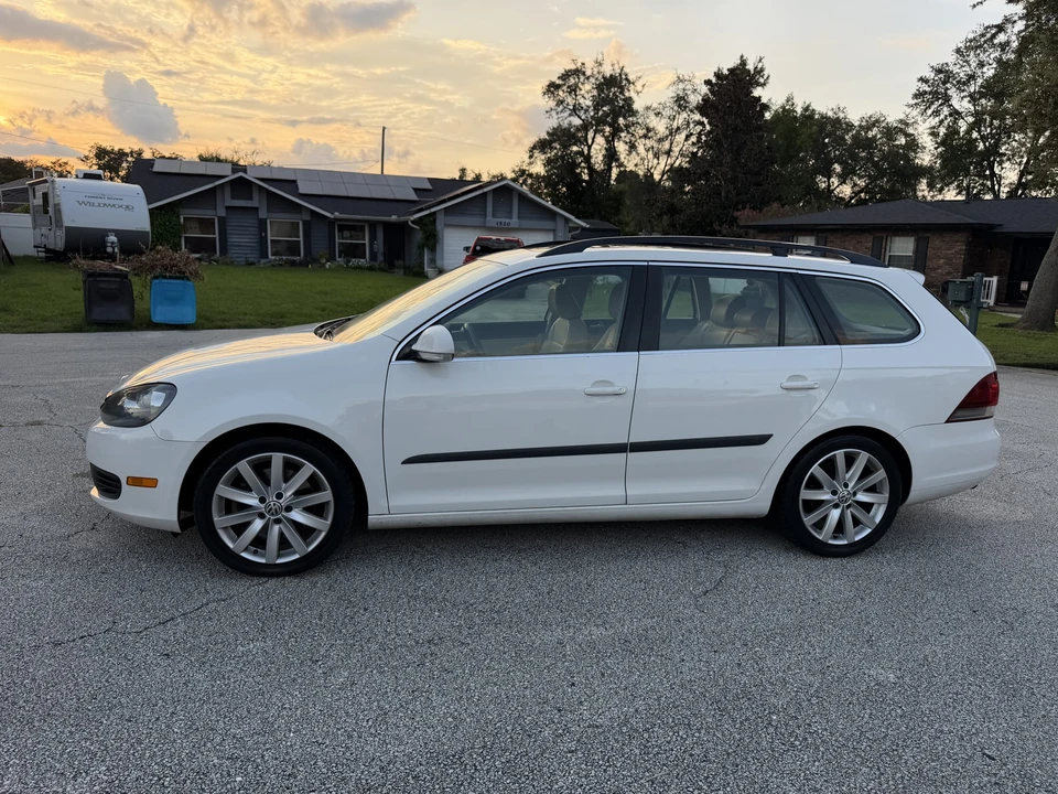 2012 Volkswagen A6 Jetta - Image 24 of 31