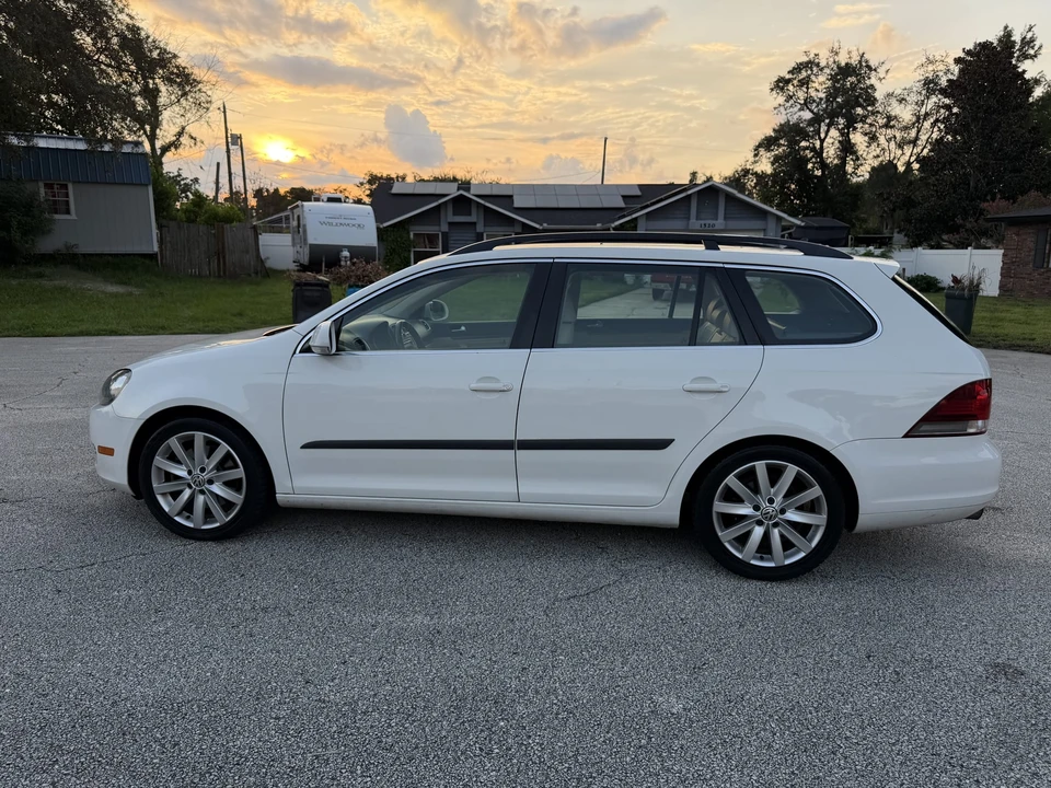 2012 Volkswagen A6 Jetta - Image 5 of 31