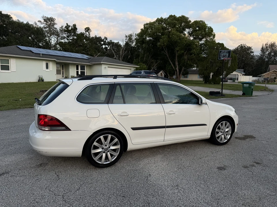 2012 Volkswagen A6 Jetta - Image 12 of 31