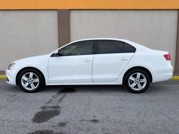 2012 Volkswagen A6 Jetta - Image 6 of 20