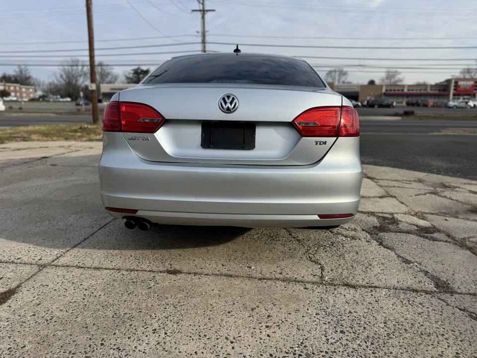 2012 Volkswagen A6 Jetta - Image 11 of 18