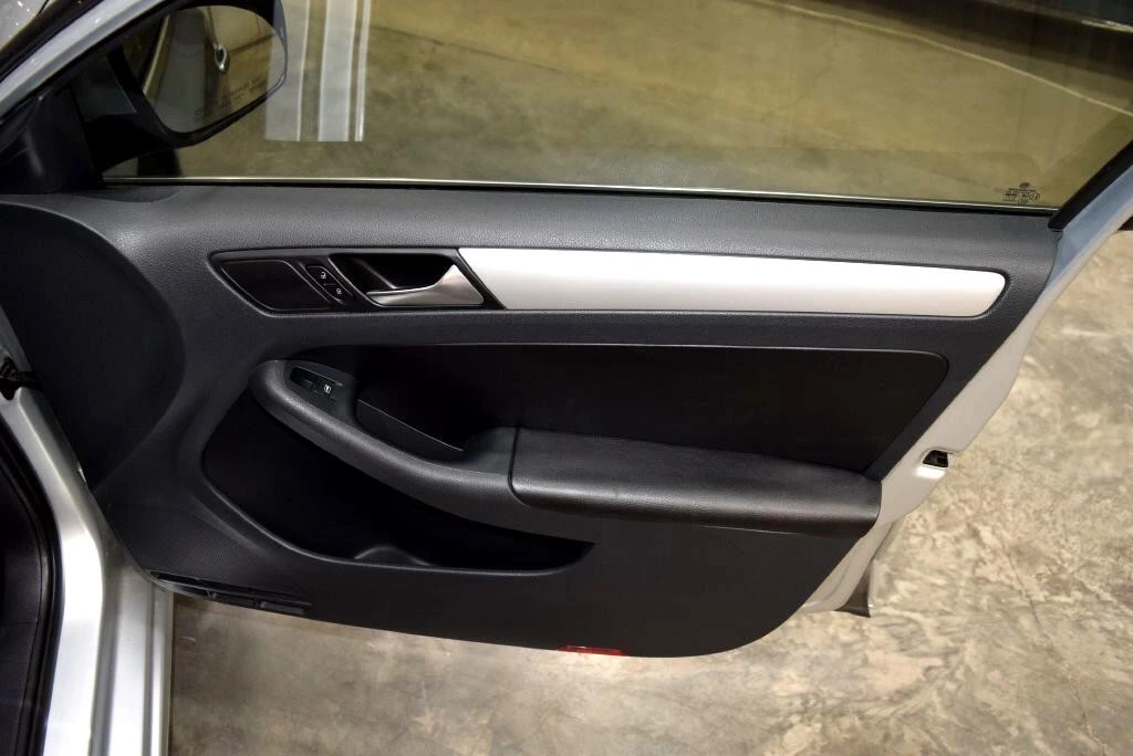 2012 Volkswagen A6 Jetta - Image 21 of 21