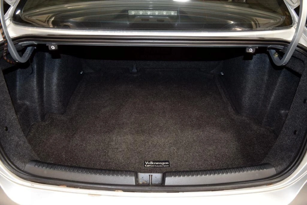 2012 Volkswagen A6 Jetta - Image 14 of 21