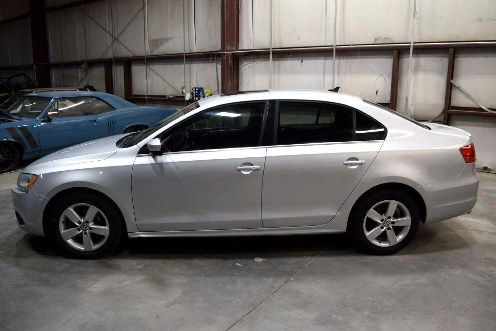 2012 Volkswagen A6 Jetta - Image 4 of 21