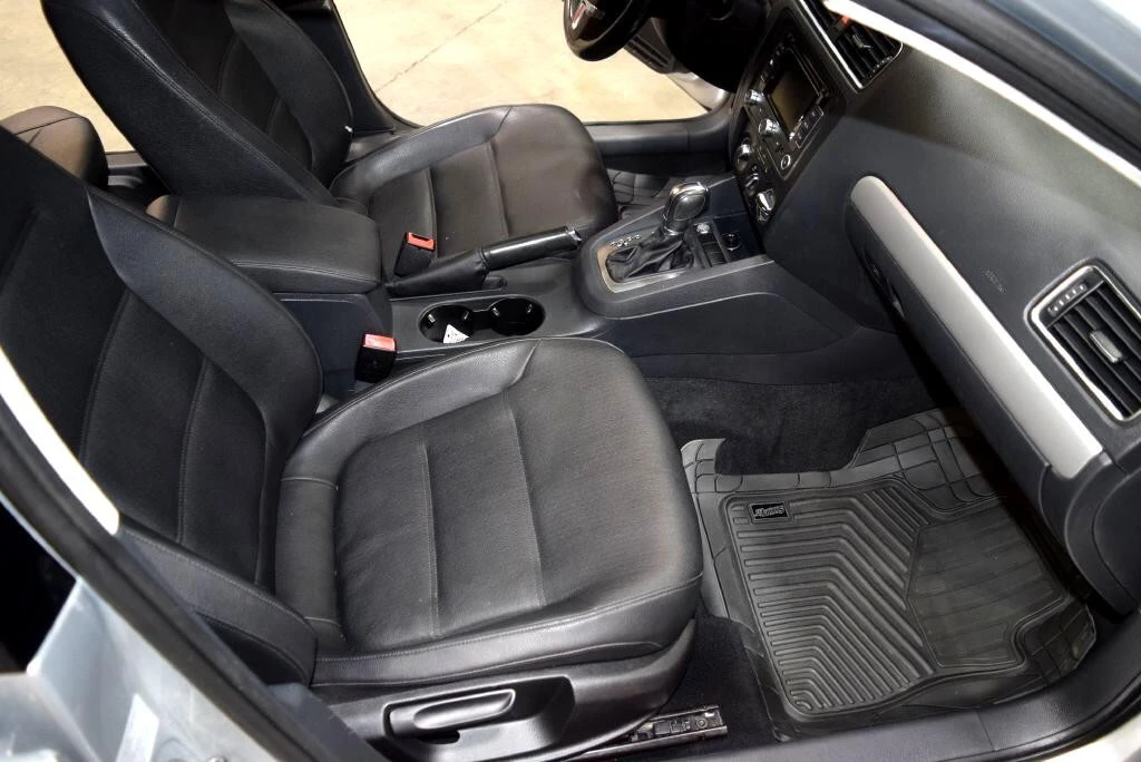 2012 Volkswagen A6 Jetta - Image 20 of 21