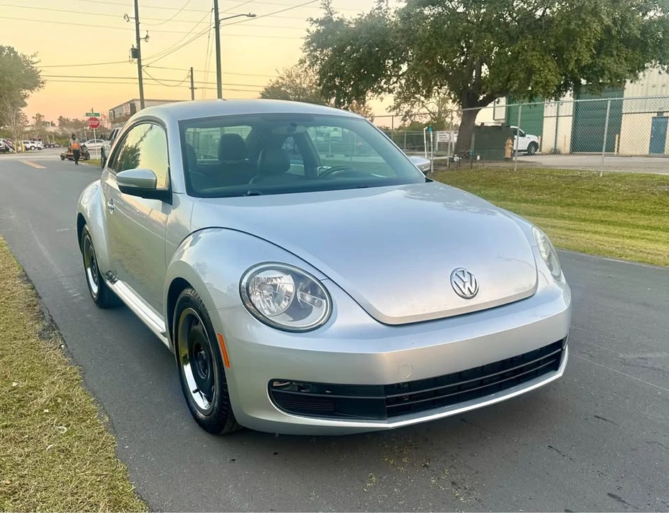 2012 Volkswagen A5 Beetle - Image 8 of 8