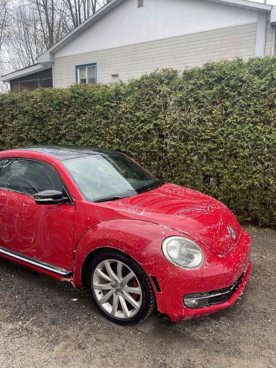 2012 Volkswagen A5 Beetle - Image 6 of 9
