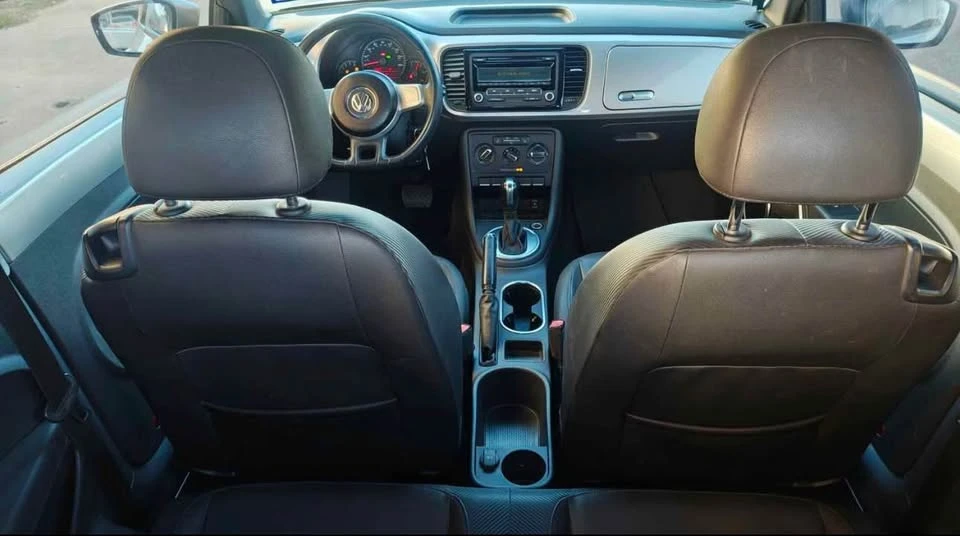 2012 Volkswagen A5 Beetle - Image 9 of 19
