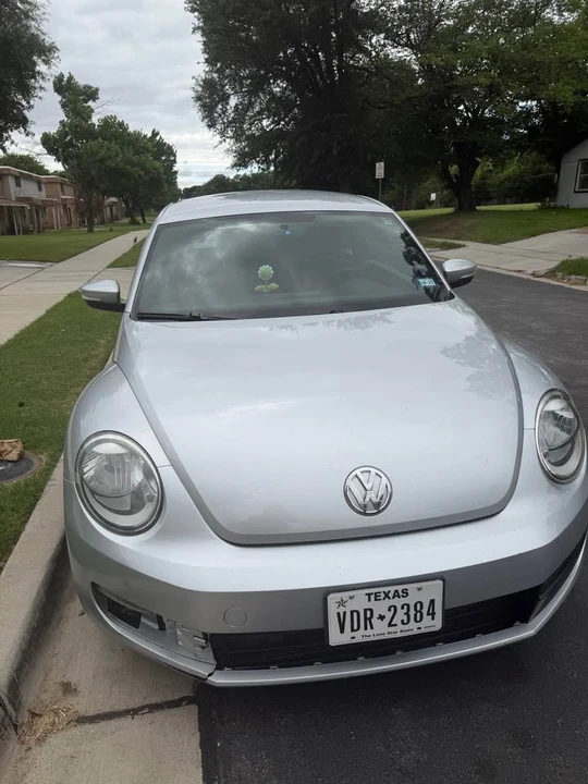 2012 Volkswagen A5 Beetle - Image 5 of 10
