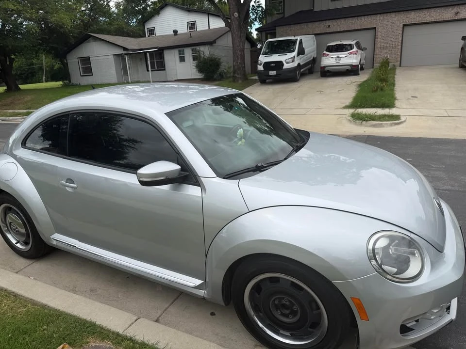 2012 Volkswagen A5 Beetle - Image 3 of 10