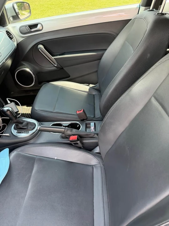 2012 Volkswagen A5 Beetle - Image 10 of 10