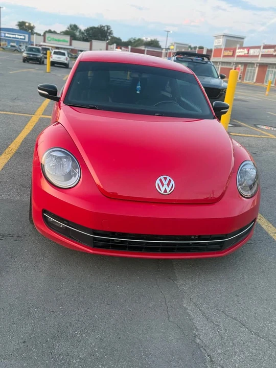 2012 Volkswagen A5 Beetle - Image 3 of 12