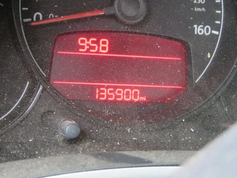 2012 Volkswagen A5 Beetle - Image 10 of 16