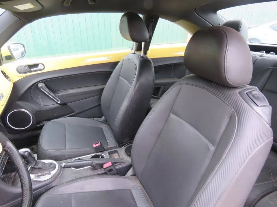 2012 Volkswagen A5 Beetle - Image 9 of 16