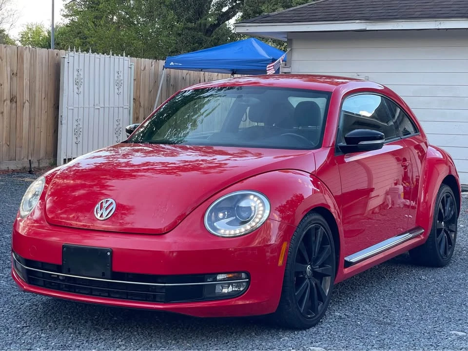 2012 Volkswagen A5 Beetle - Image 4 of 10