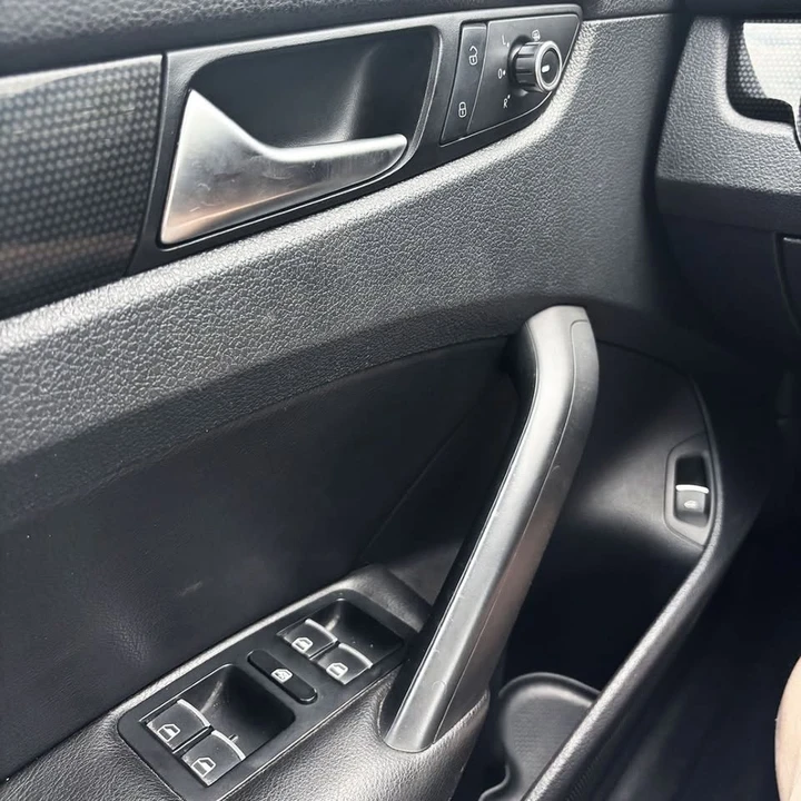 2012 Volkswagen Passat - Image 10 of 20
